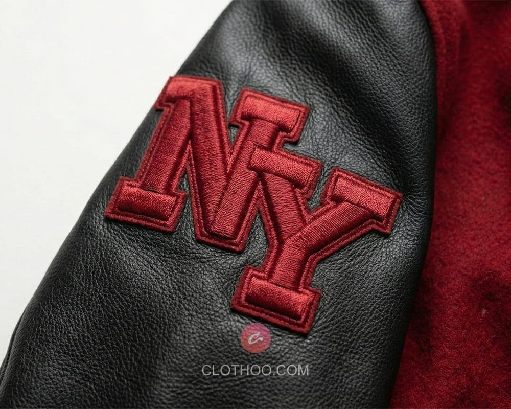 3d-letters-on-the-sleeves.jpg
